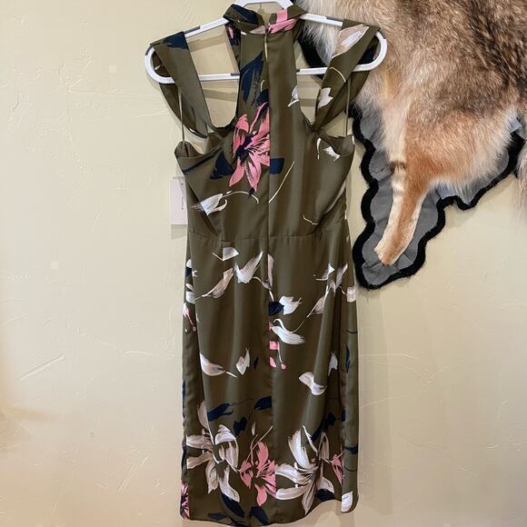 H by Halston Draped Halter Dress in Olive Floral 10‎ - Picture 5 of 9